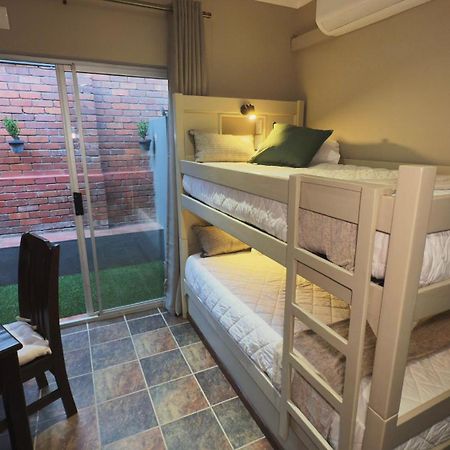 Border Close Guesthouse Upington Exteriör bild