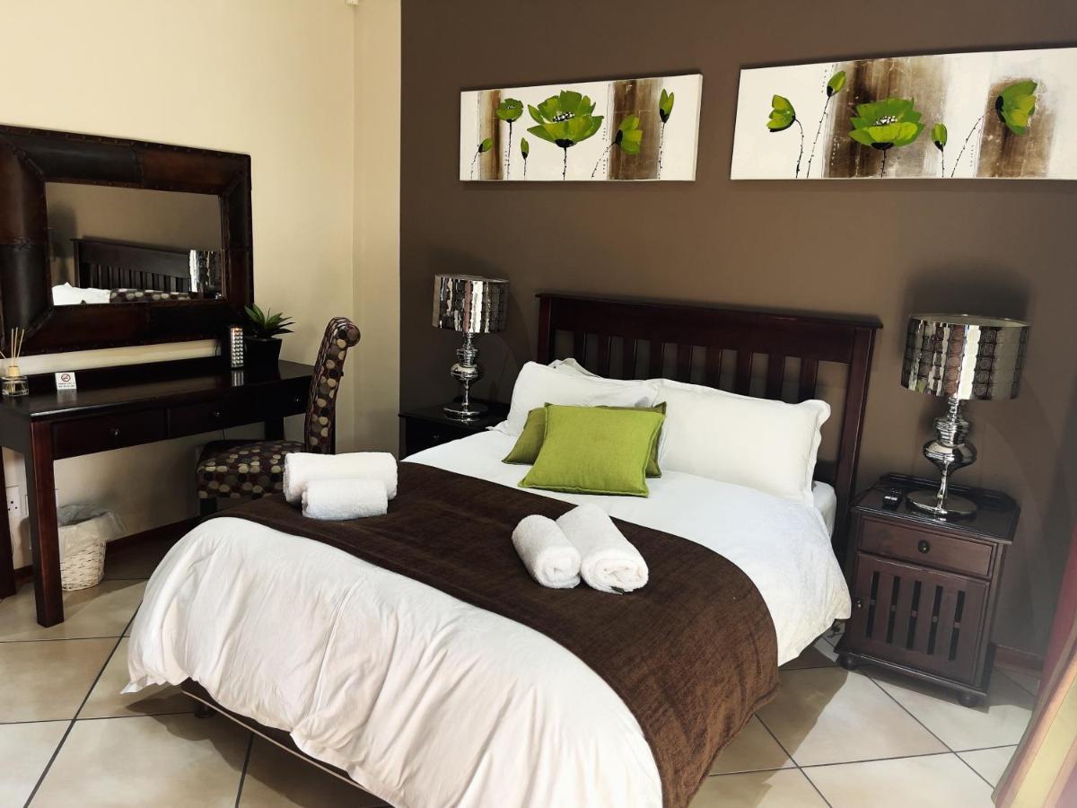 Border Close Guesthouse Upington Exteriör bild