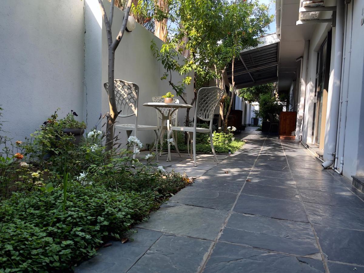 Border Close Guesthouse Upington Exteriör bild