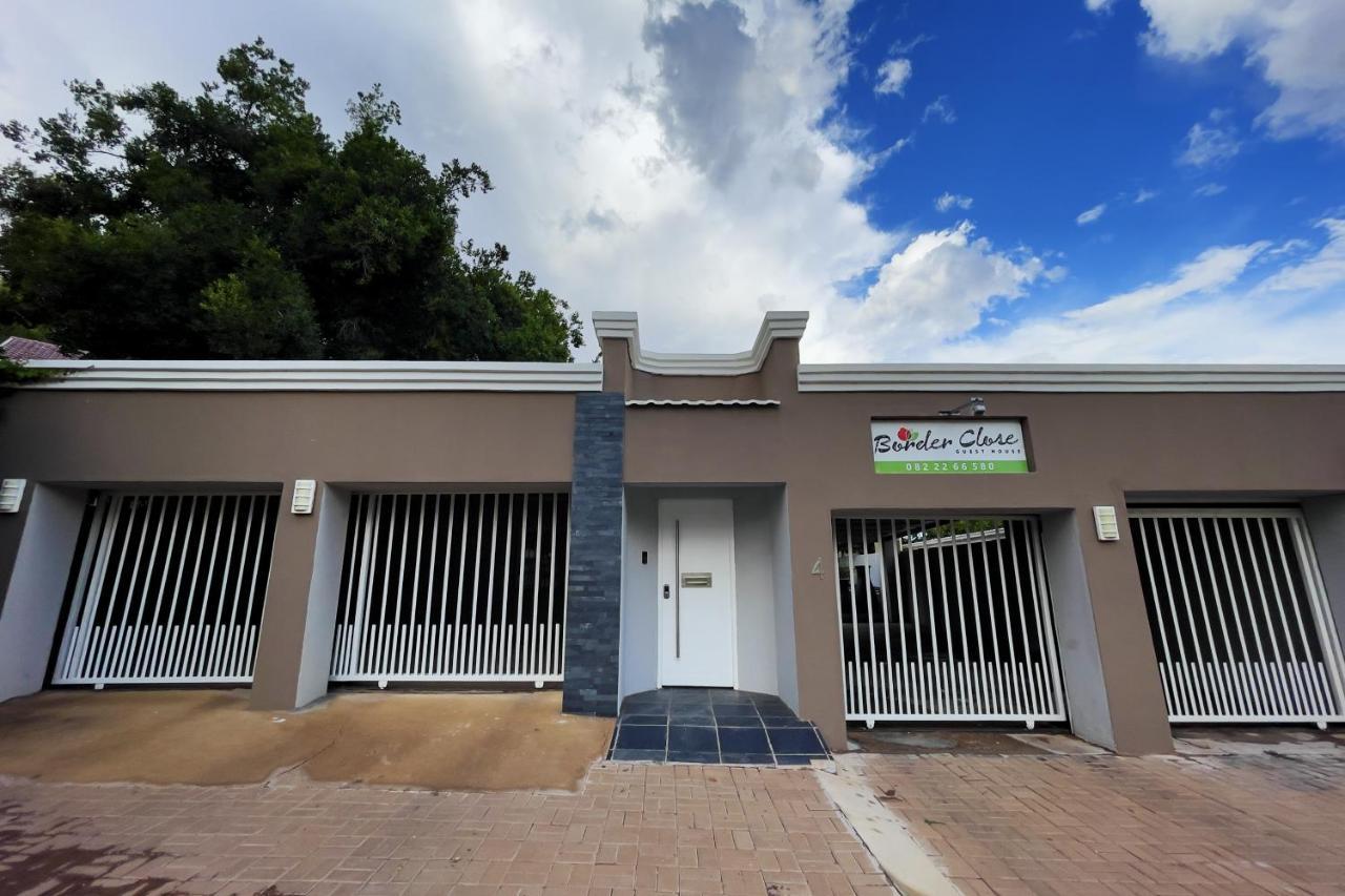 Border Close Guesthouse Upington Exteriör bild