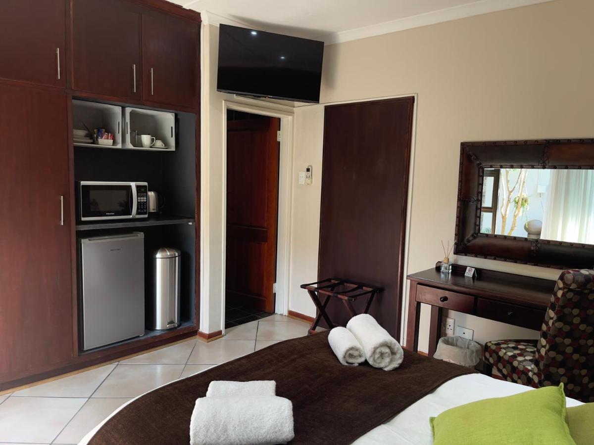 Border Close Guesthouse Upington Exteriör bild