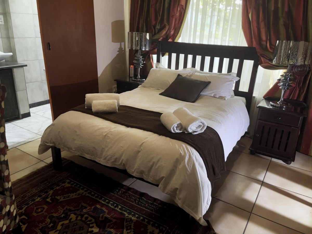 Border Close Guesthouse Upington Exteriör bild